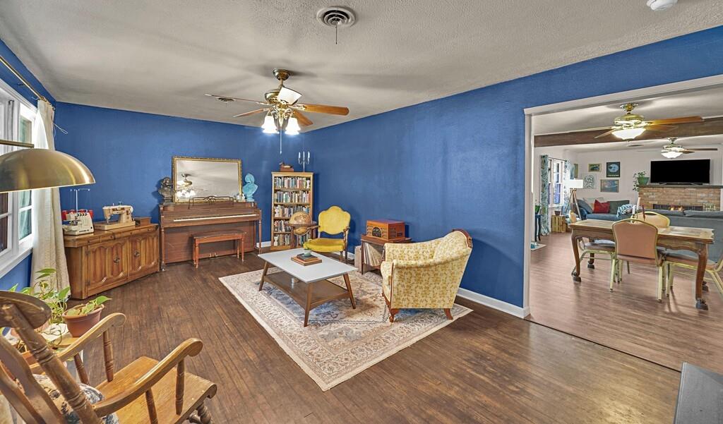 421 Bellaire Drive