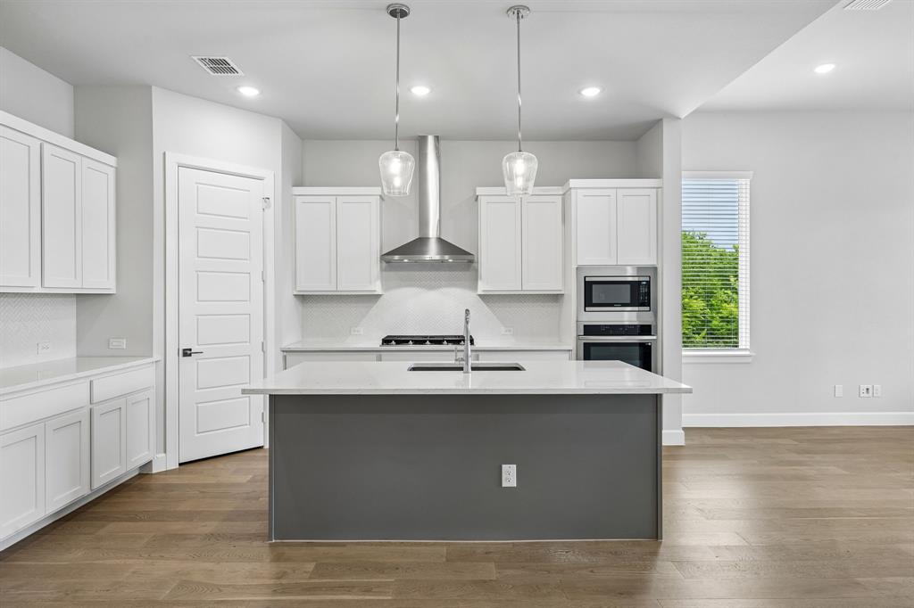 826 Marathon Court