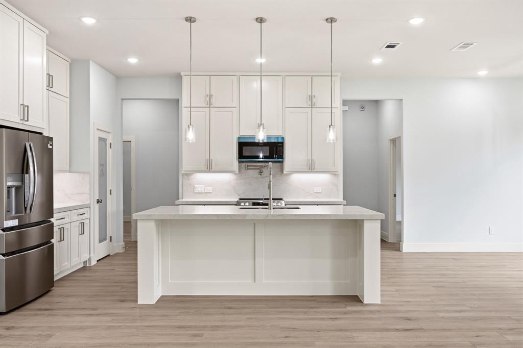 Paradise Bay - Residential