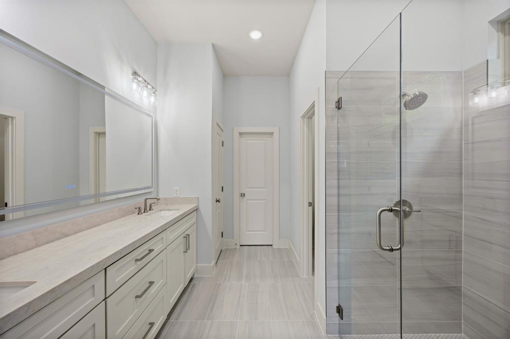 Paradise Bay - Residential