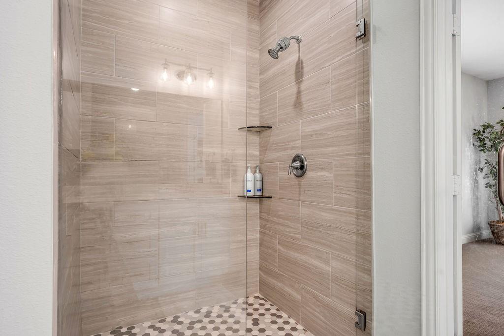 Juarez Heights - Residential Lease