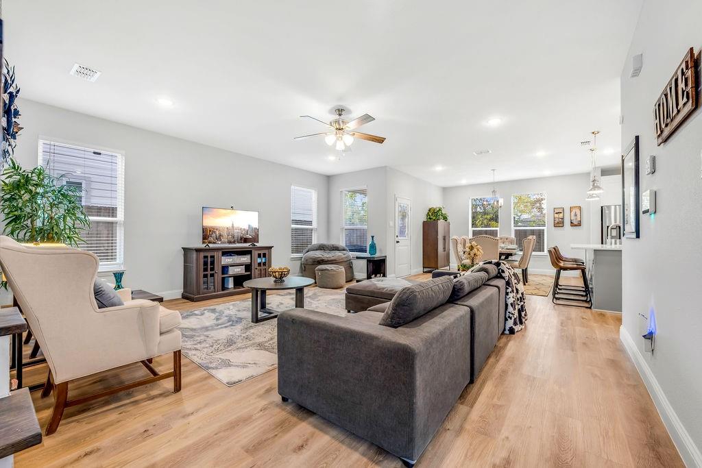 Juarez Heights - Residential Lease