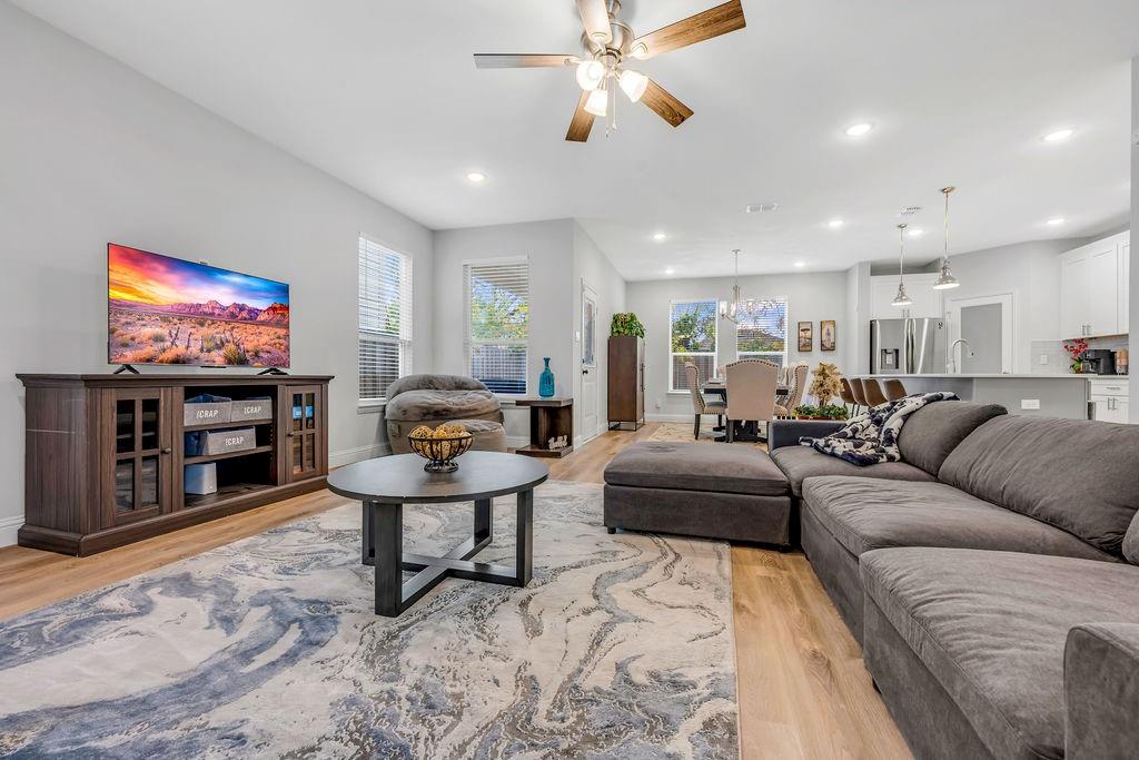 Juarez Heights - Residential Lease