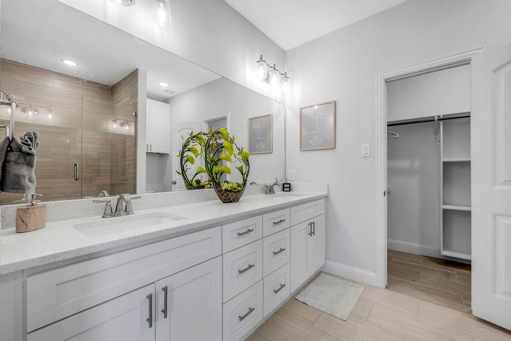 Juarez Heights - Residential Lease