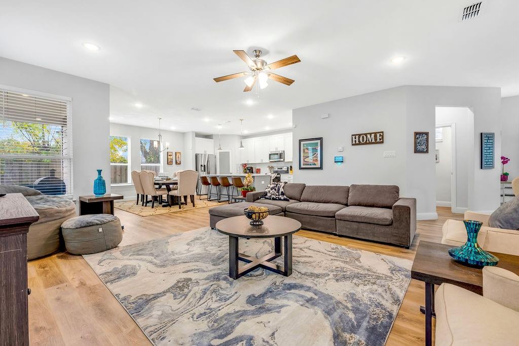 Juarez Heights - Residential Lease