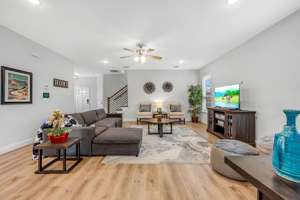 Juarez Heights - Residential Lease