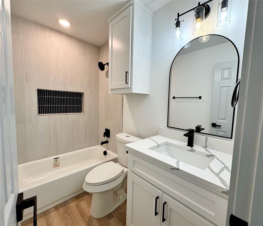 Orig Town Of Commerce - Residential Income