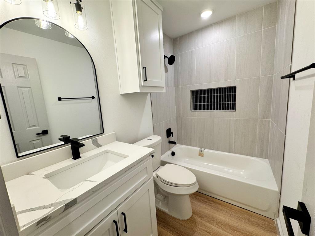 Orig Town Of Commerce - Residential Income