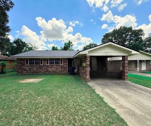 4135 Forest Oak Drive Shreveport LA 71109