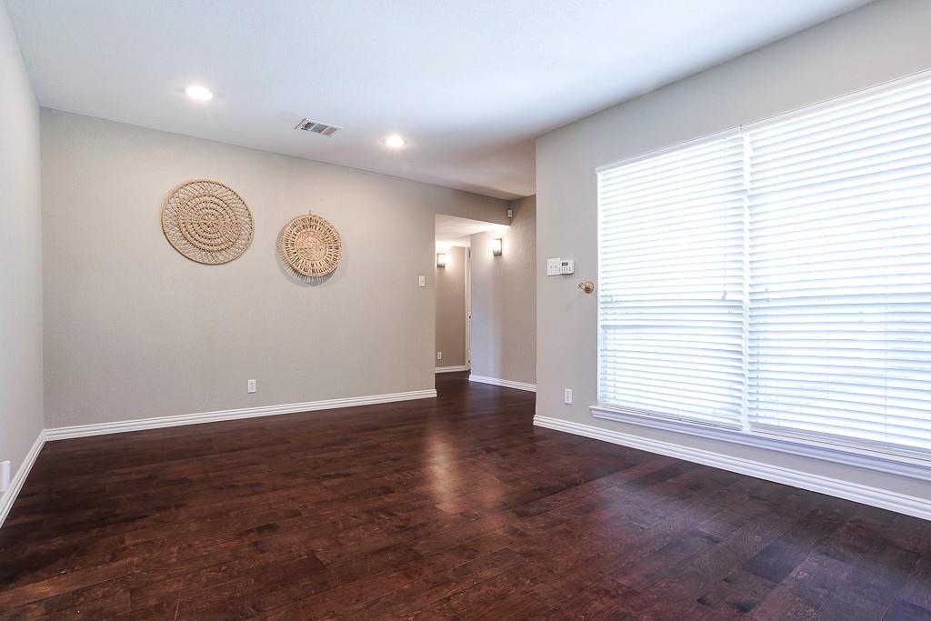 832 Greenhaven Drive