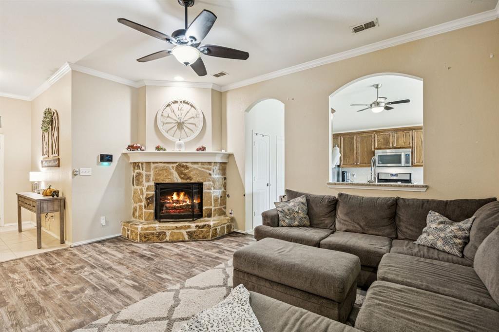 1813 Meadowlark Lane