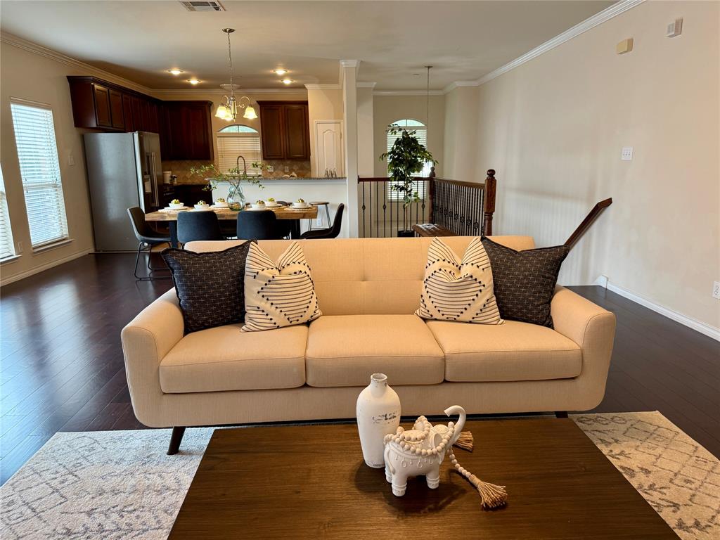 5534 Grosseto Drive
