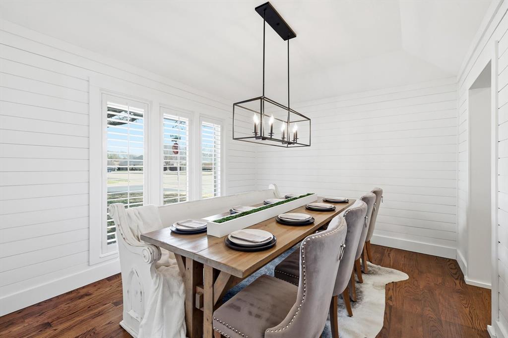 5068 Lake View Circle