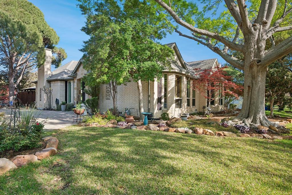 2448 Clearspring Drive N