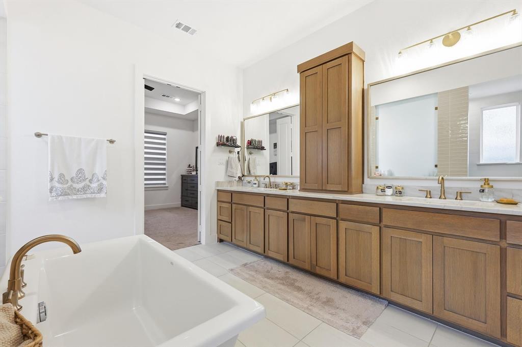 Northwood Manor - Residential