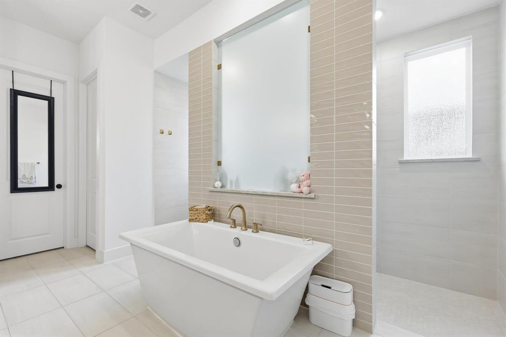 Northwood Manor - Residential