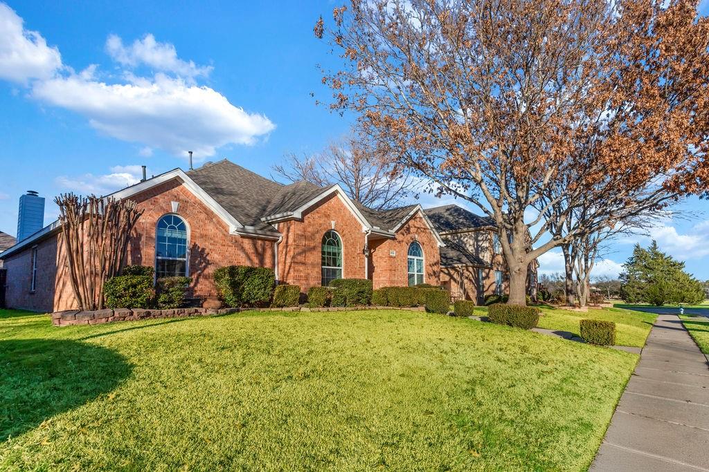 3505 Brewster Drive