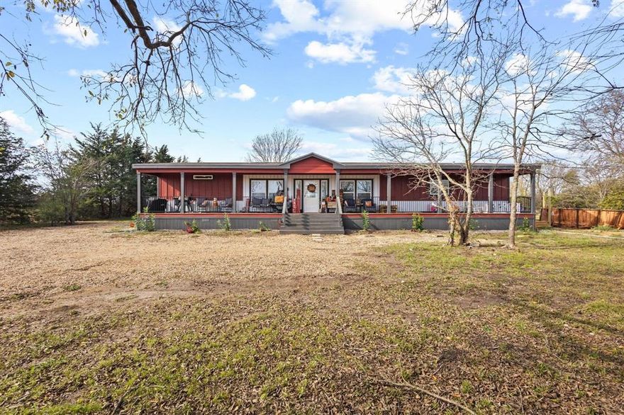 Bring your horses and toys to this incredible 2-acre country retreat in Bonham, Texas, just minutes from Lake Bonham. This 2024 custom double-wide manufactured home offers 5 bedrooms, 2 full baths, and approximately 2,072 square feet of thoughtfully designed living space.
Inside, you’ll appreciate the open-concept layout, spacious living area, and a large kitchen that’s perfect for gatherings, meal prep, and everyday living. With five true bedrooms, there’s plenty of room for family, guests, a home office, or hobby spaces.
Outside is where this property really shines. A massive 25 ft  x 45 ft garage and workshop approx. 1,125 sq ft with power is ideal for projects, storage, or running a home-based business. Enjoy your own private pond, relax by the above-ground swimming pool, and still have space for horses, pets, and play. GPS may be inaccurate. Text agent for pin.