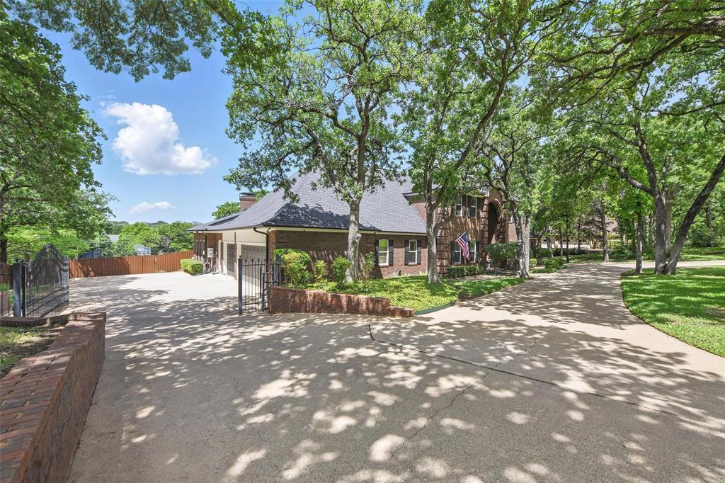 1372 Holland Hill