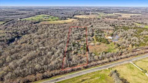 Photo of 3402 County Road 1160, Greenville, TX 75401 (MLS # 21297082)
