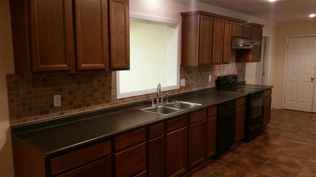 Brothers Broadmoor Terrace Sub - Residential Lease