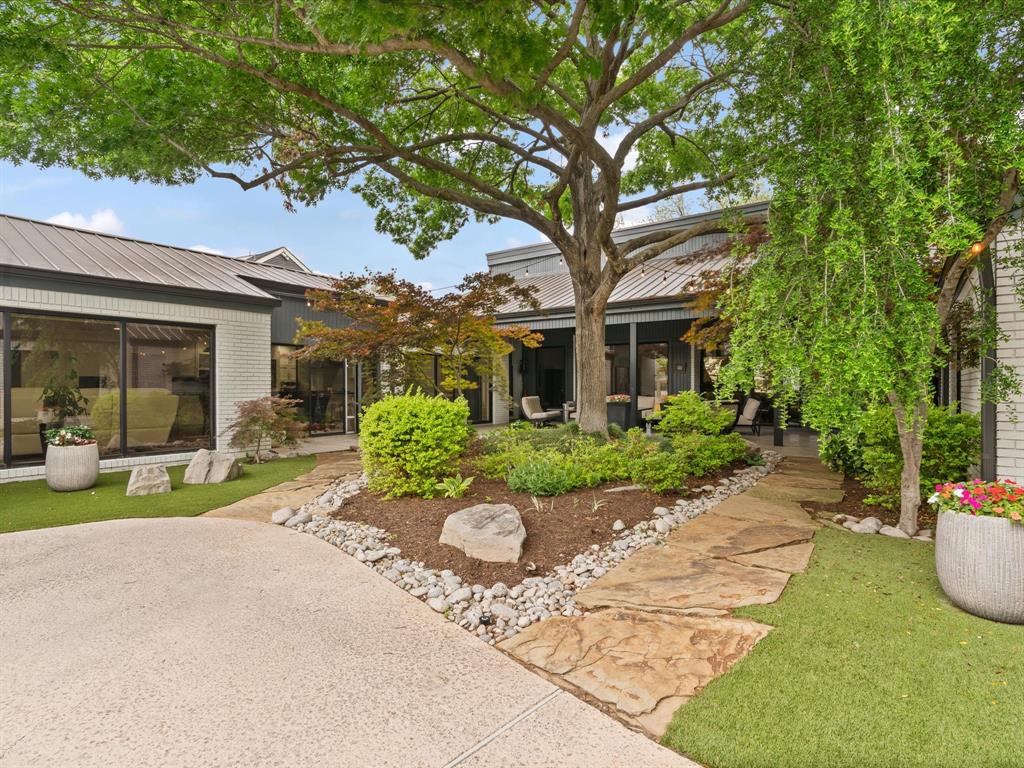 5512 Bent Tree Drive