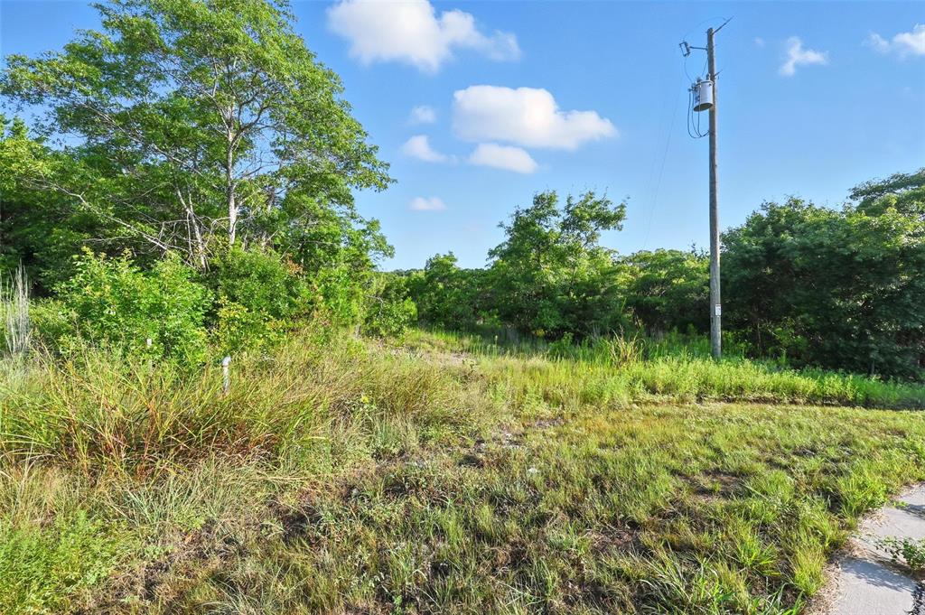 Ph 19 The Retreat Sub - Land