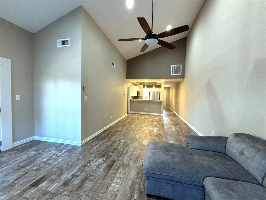 Timberleaf Lane Twnhms - Residential