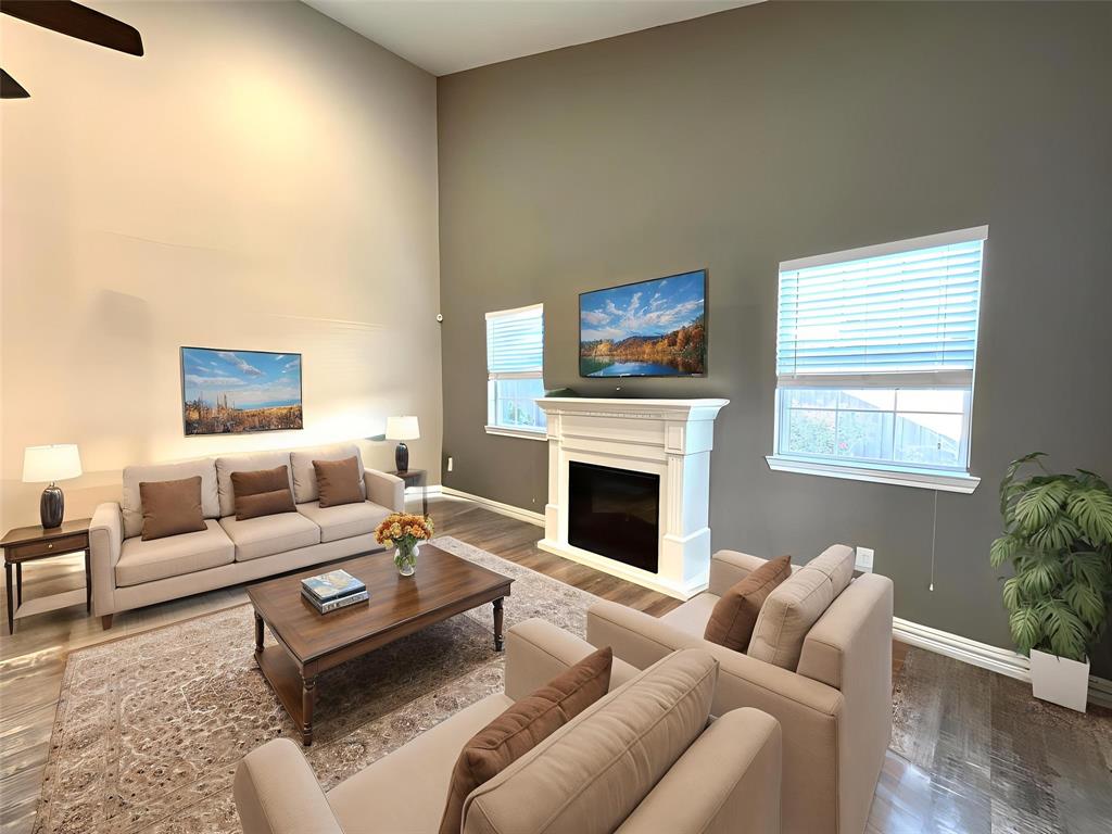 Timberleaf Lane Twnhms - Residential