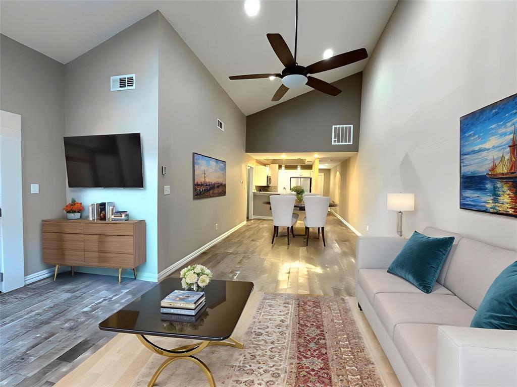 Timberleaf Lane Twnhms - Residential