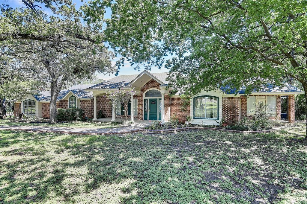 2215 California Lane