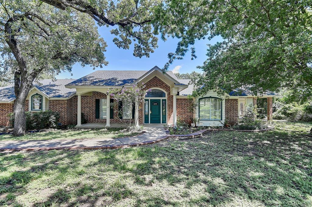 2215 California Lane