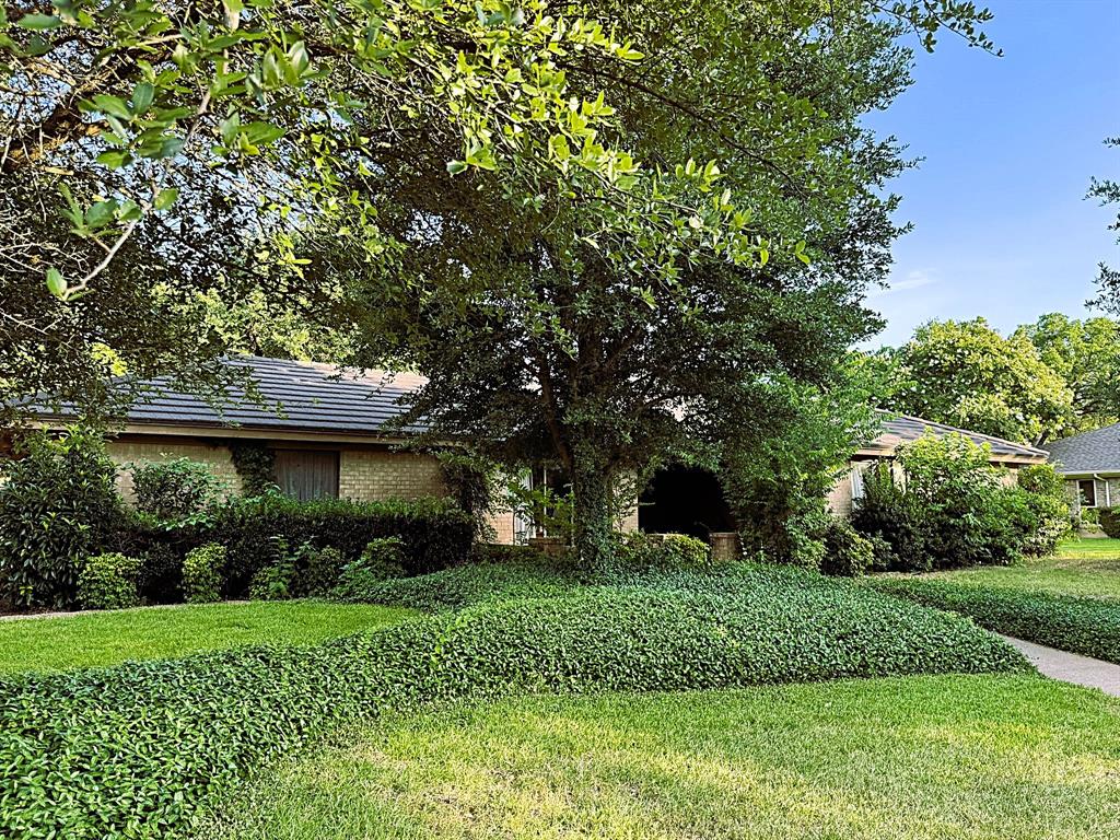 7845 Skylake Drive