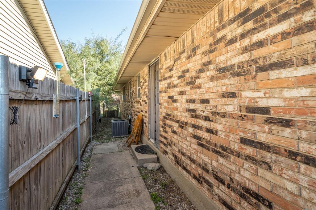 Wilshire Village - Residential Income