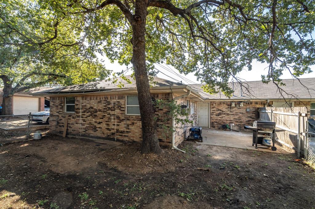 Wilshire Village - Residential Income