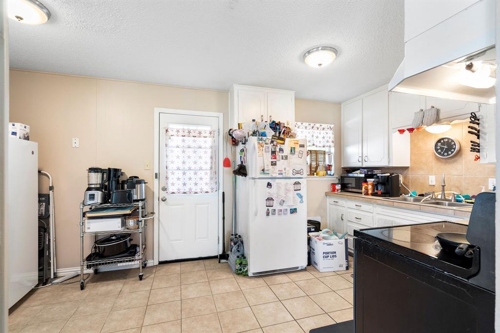 Wilshire Village - Residential Income