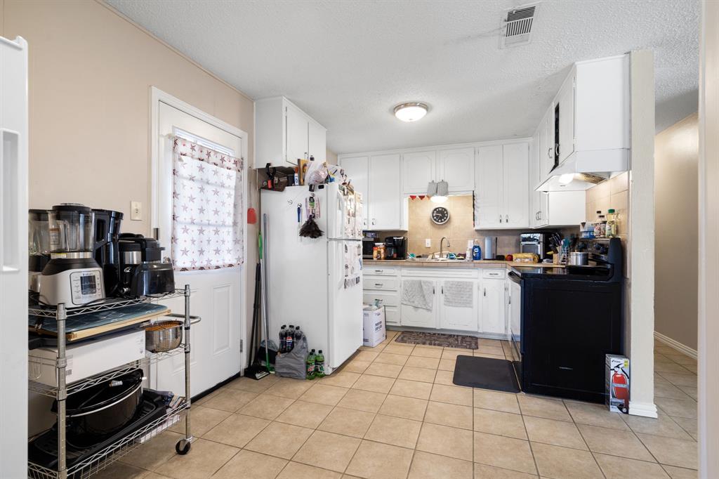 Wilshire Village - Residential Income