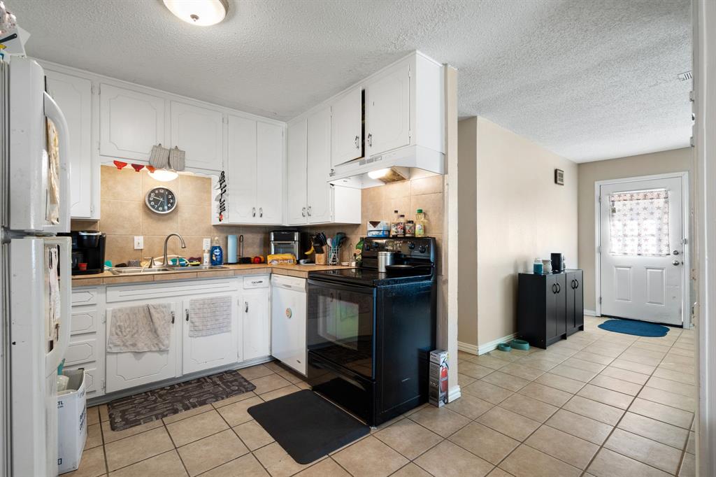 Wilshire Village - Residential Income