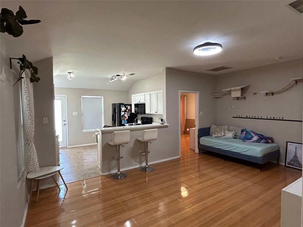 Mountain Crk Lake Instl 1 - Residential Lease