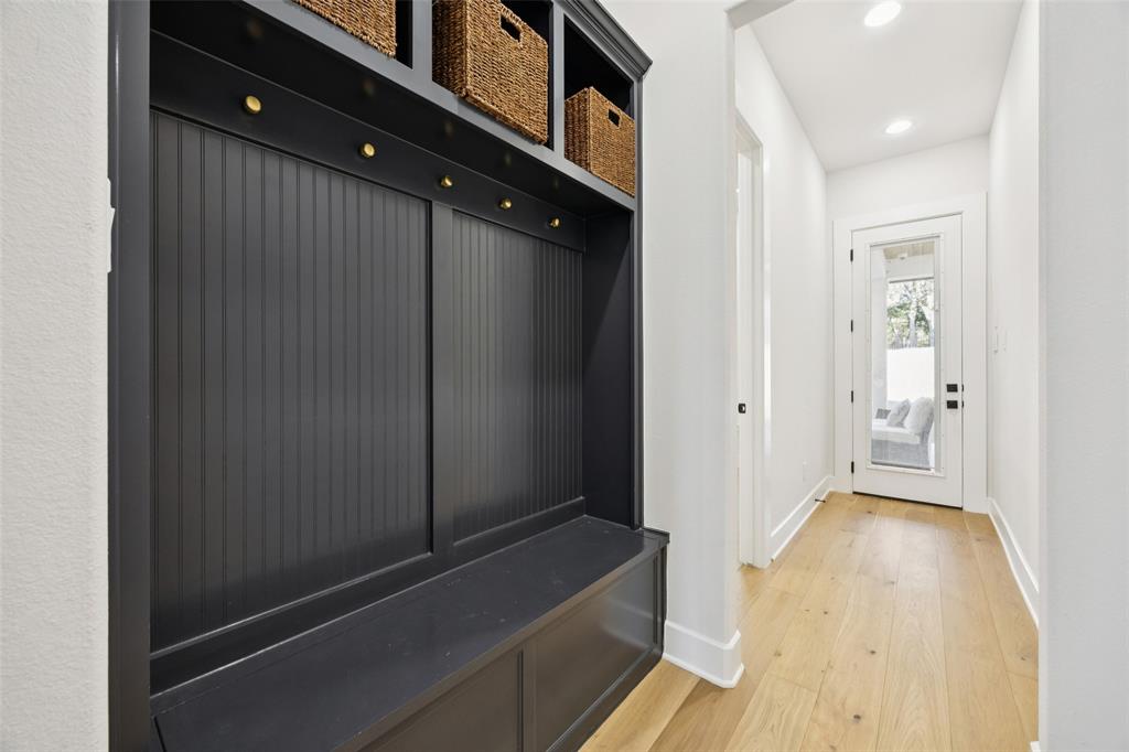 Hillside Of Flower M - Residential