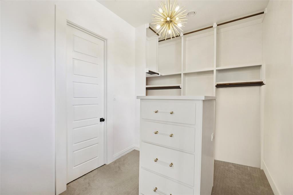 Hillside Of Flower M - Residential