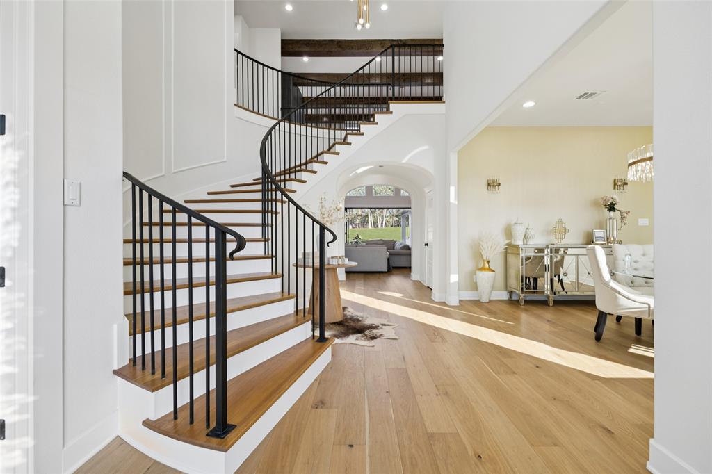 4120 Ridgecrest Drive