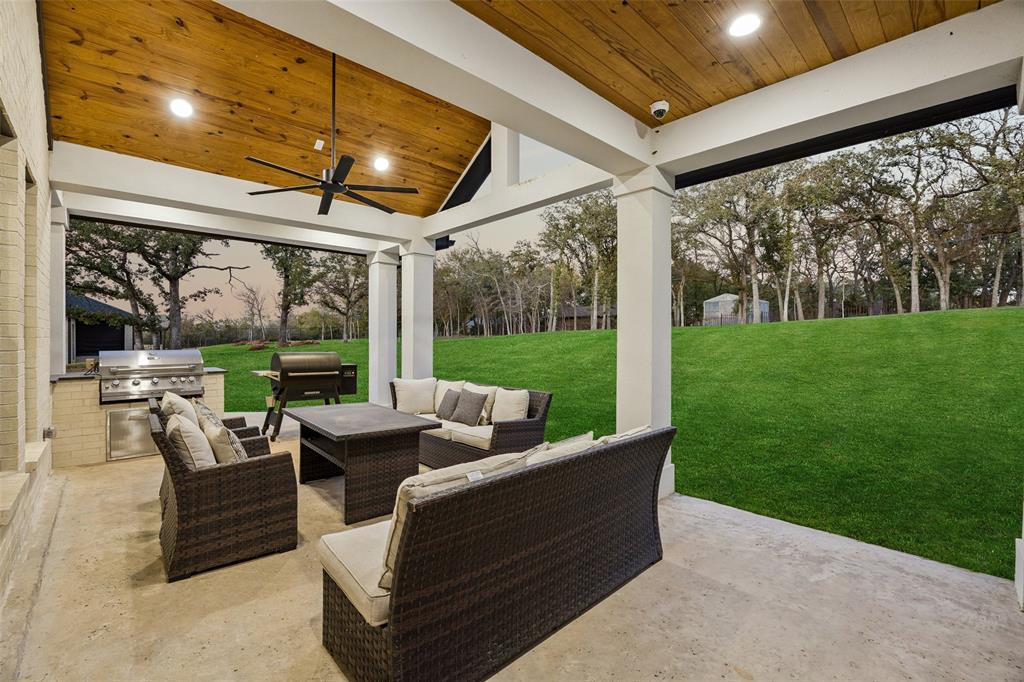 Hillside Of Flower M - Residential