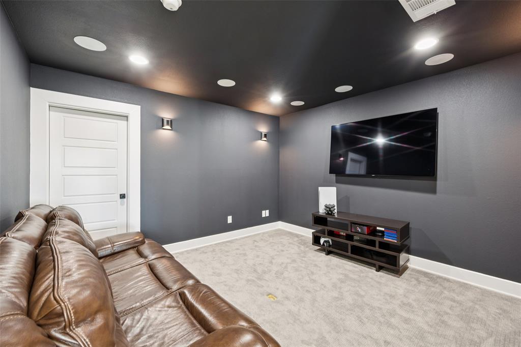 Hillside Of Flower M - Residential