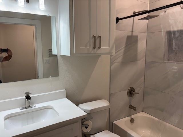 Howard W R Add - Residential Lease