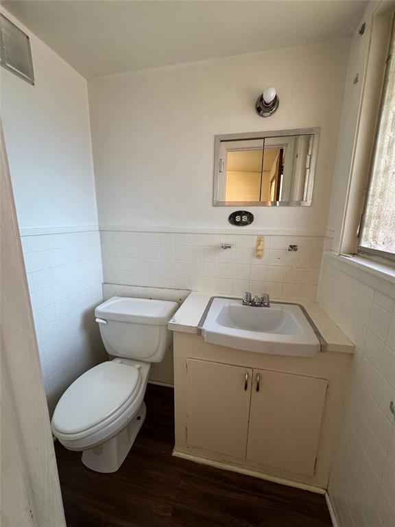 Shady Grove Sub Un #3 - Residential Lease