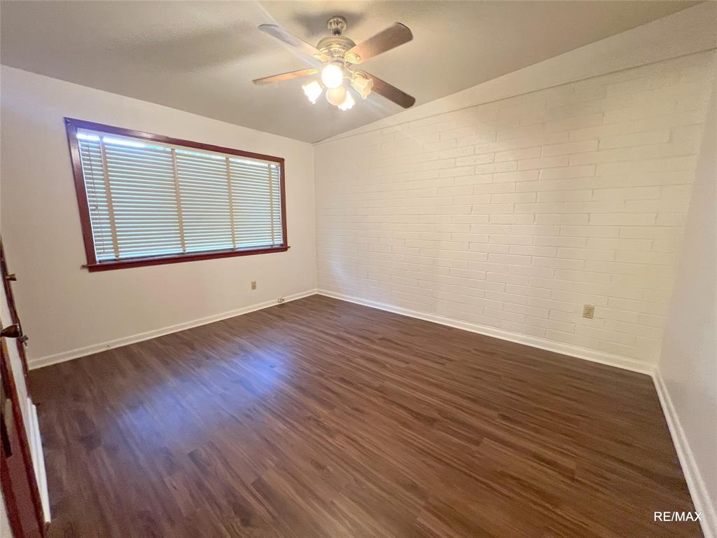 Shady Grove Sub Un #3 - Residential Lease