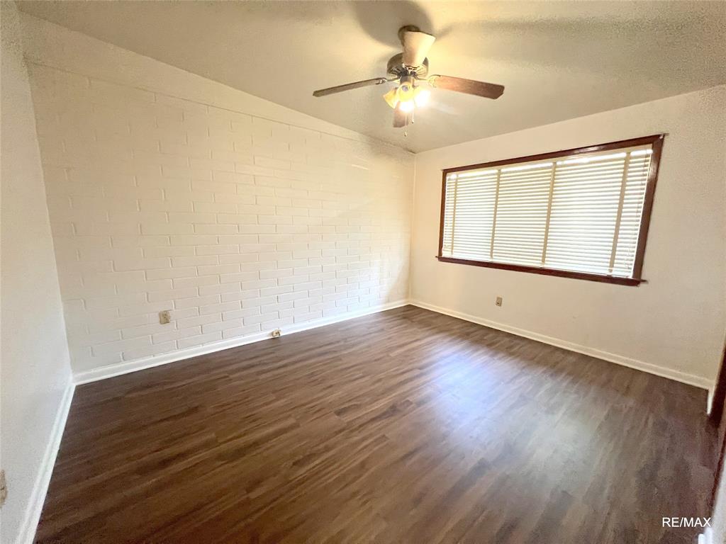 Shady Grove Sub Un #3 - Residential Lease