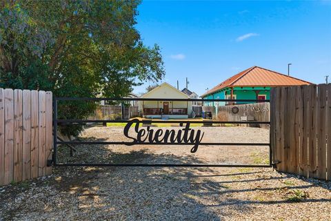 708 S 9th Street Waco TX 76706