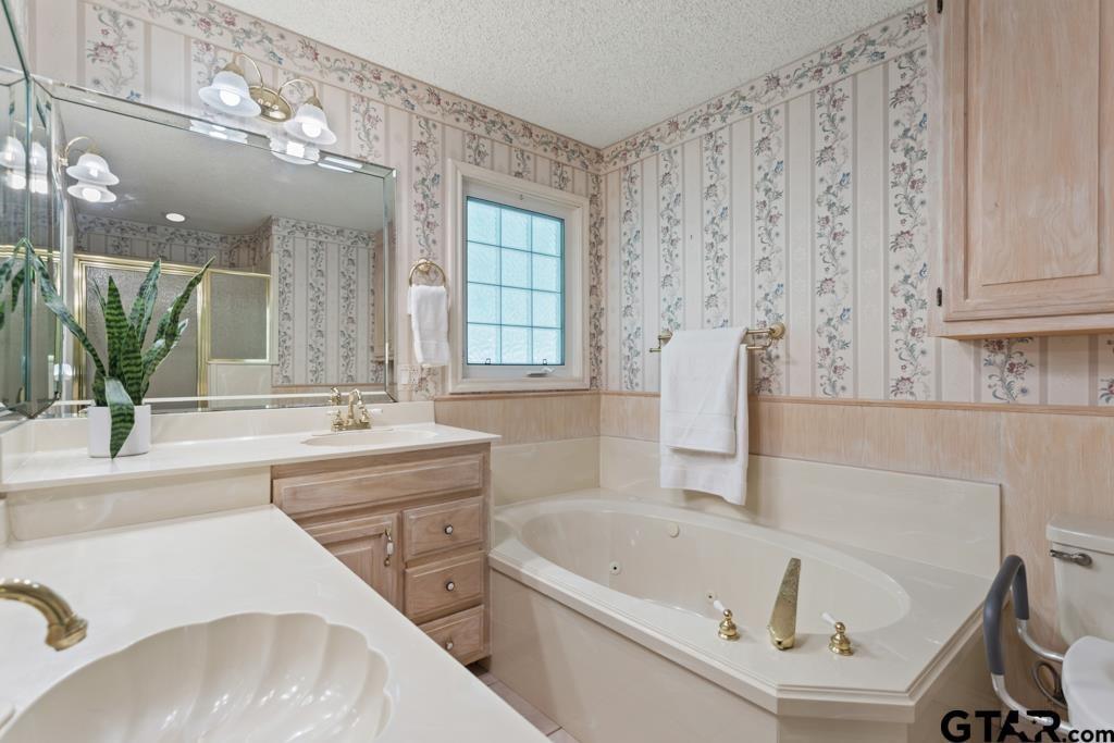 Hide A Way Lake - Residential